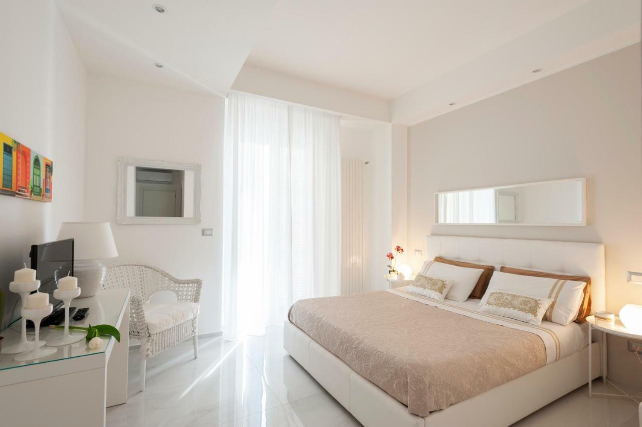 Via Dante Luxury Home Bari Exterior foto